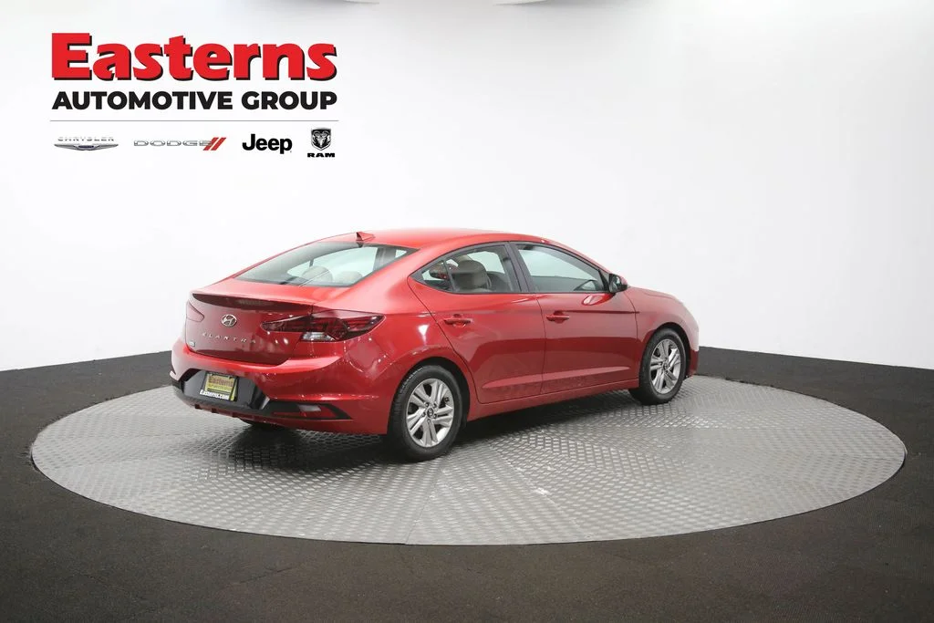 Used 2019 Red Hyundai Value Edition image 41