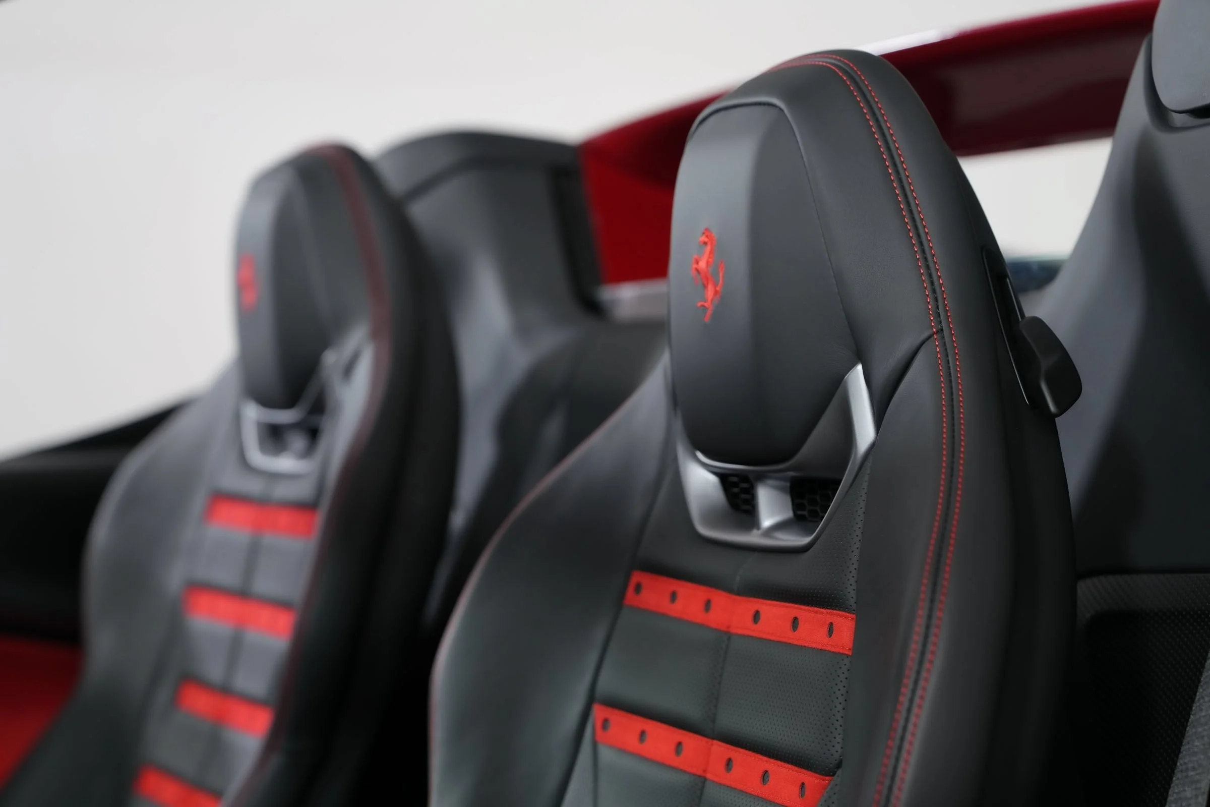 Certified Used 2025 Rosso Mugello Ferrari  image 30