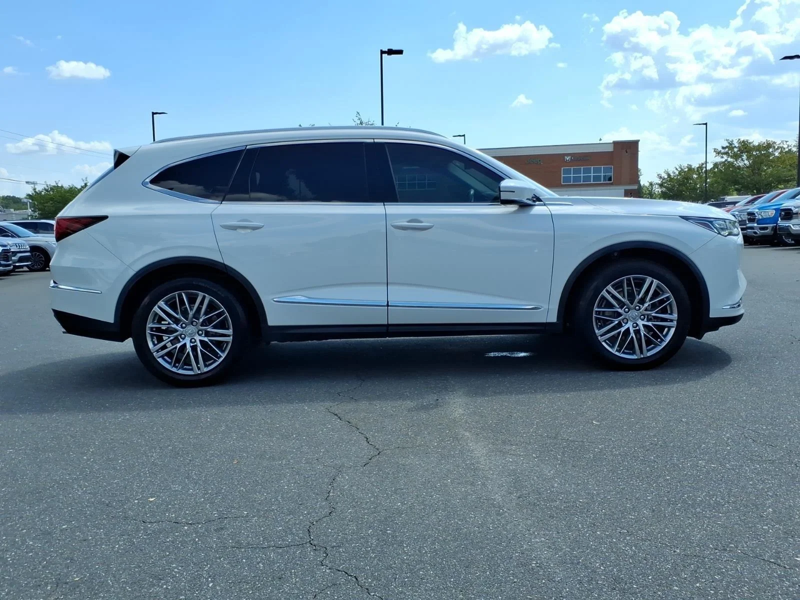 Used 2022 Platinum White Pearl Acura SH-AWD w/Advance image 13