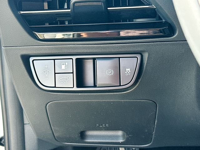 2025 Kia EV6 Wind - Photo 10