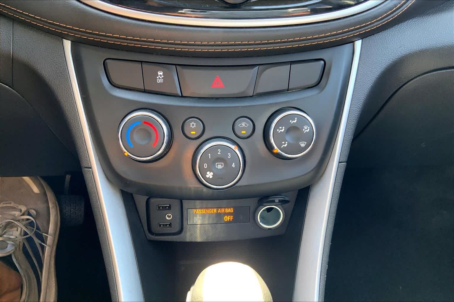 2022 Chevrolet Trax LT - Photo 34