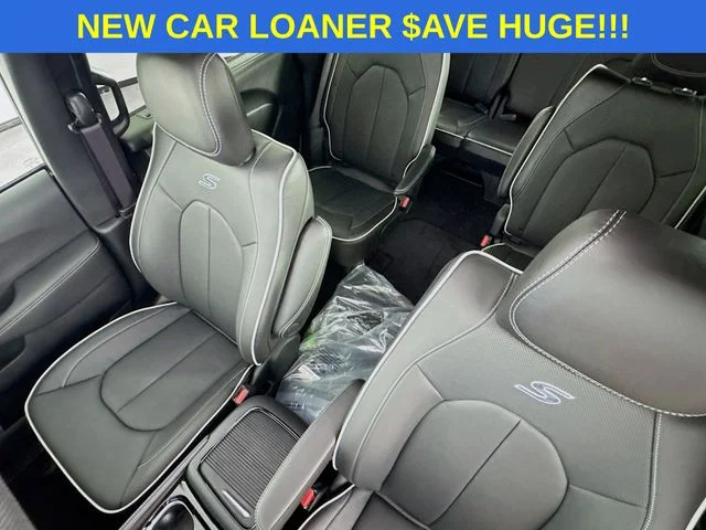 2026 Chrysler Pacifica Limited - Photo 21