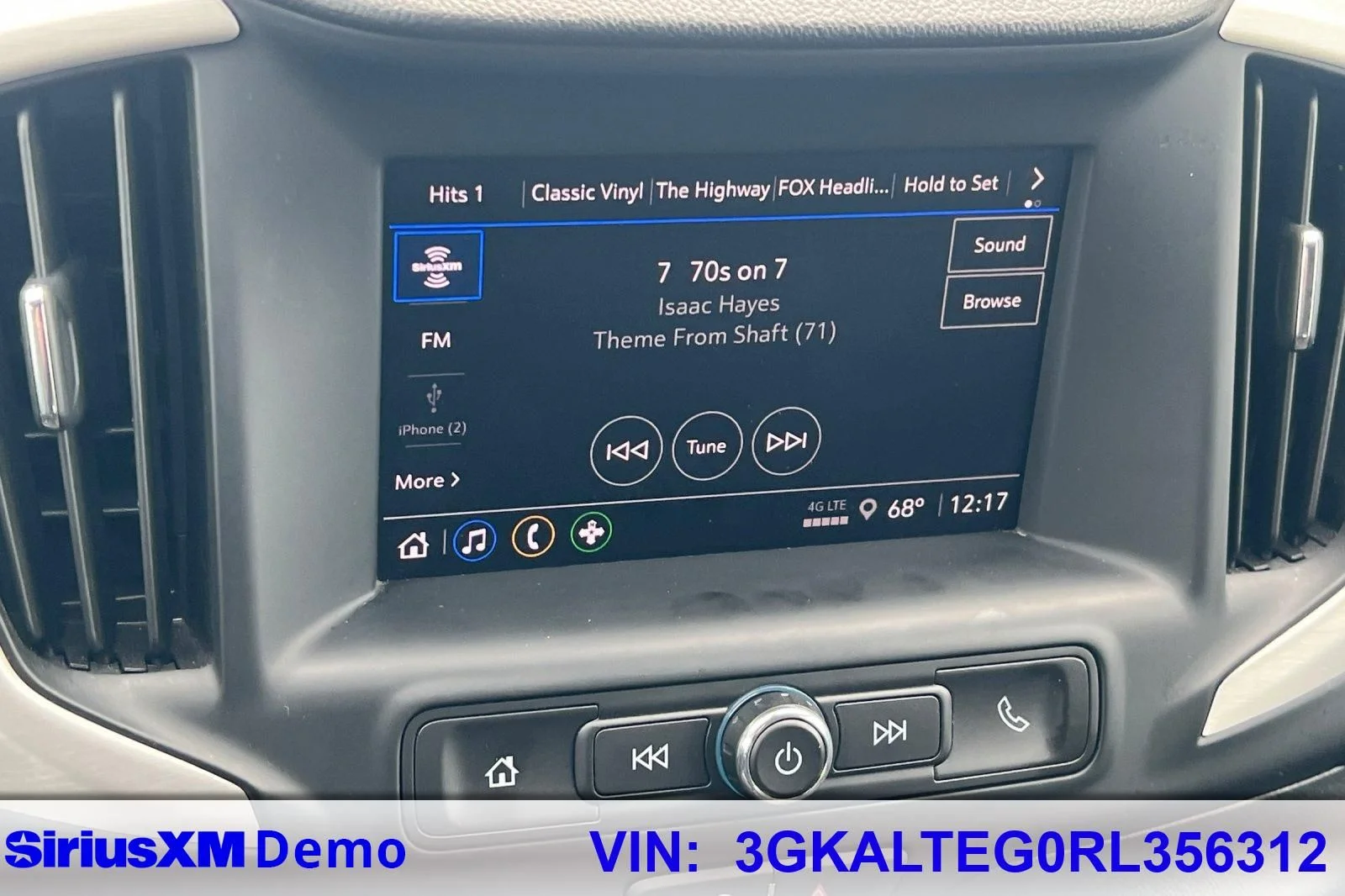 Used 2024 White GMC SLE image 25