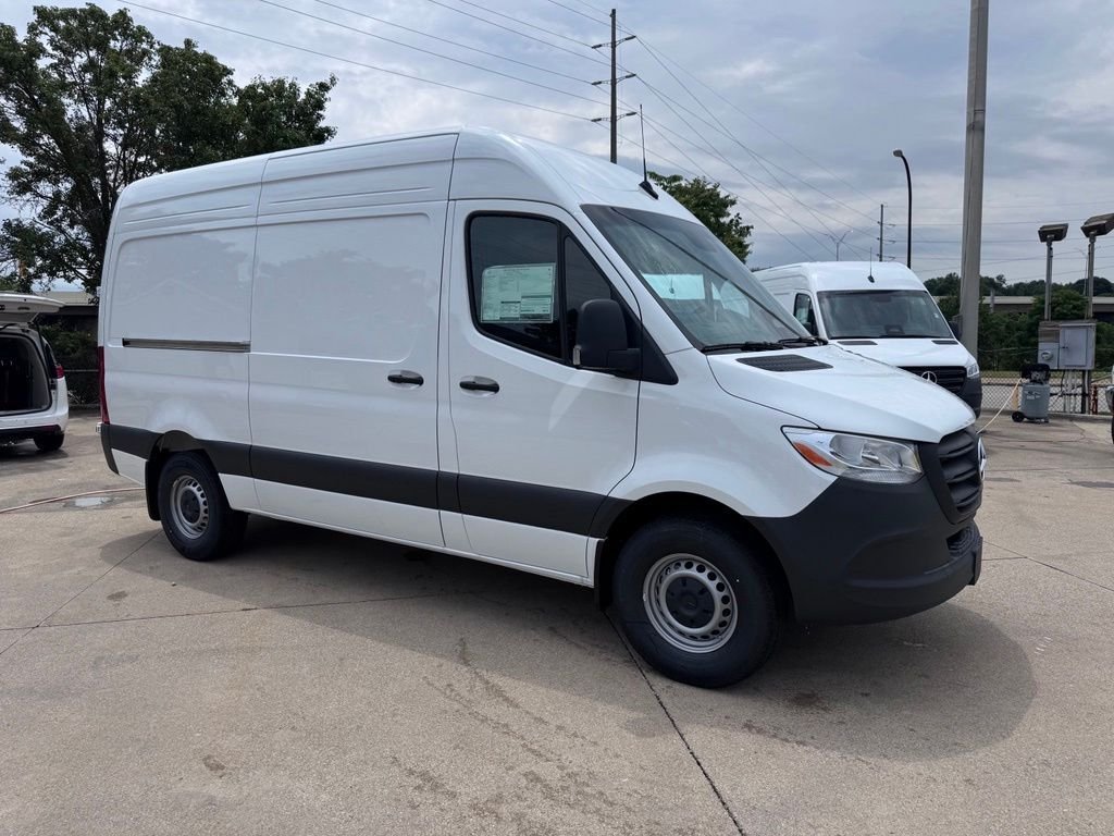 New 2026 Arctic White Mercedes-Benz Cargo 144 WB image 1