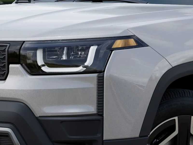 New 2026 Silver Zynith Clearcoat Jeep Laredo image 36