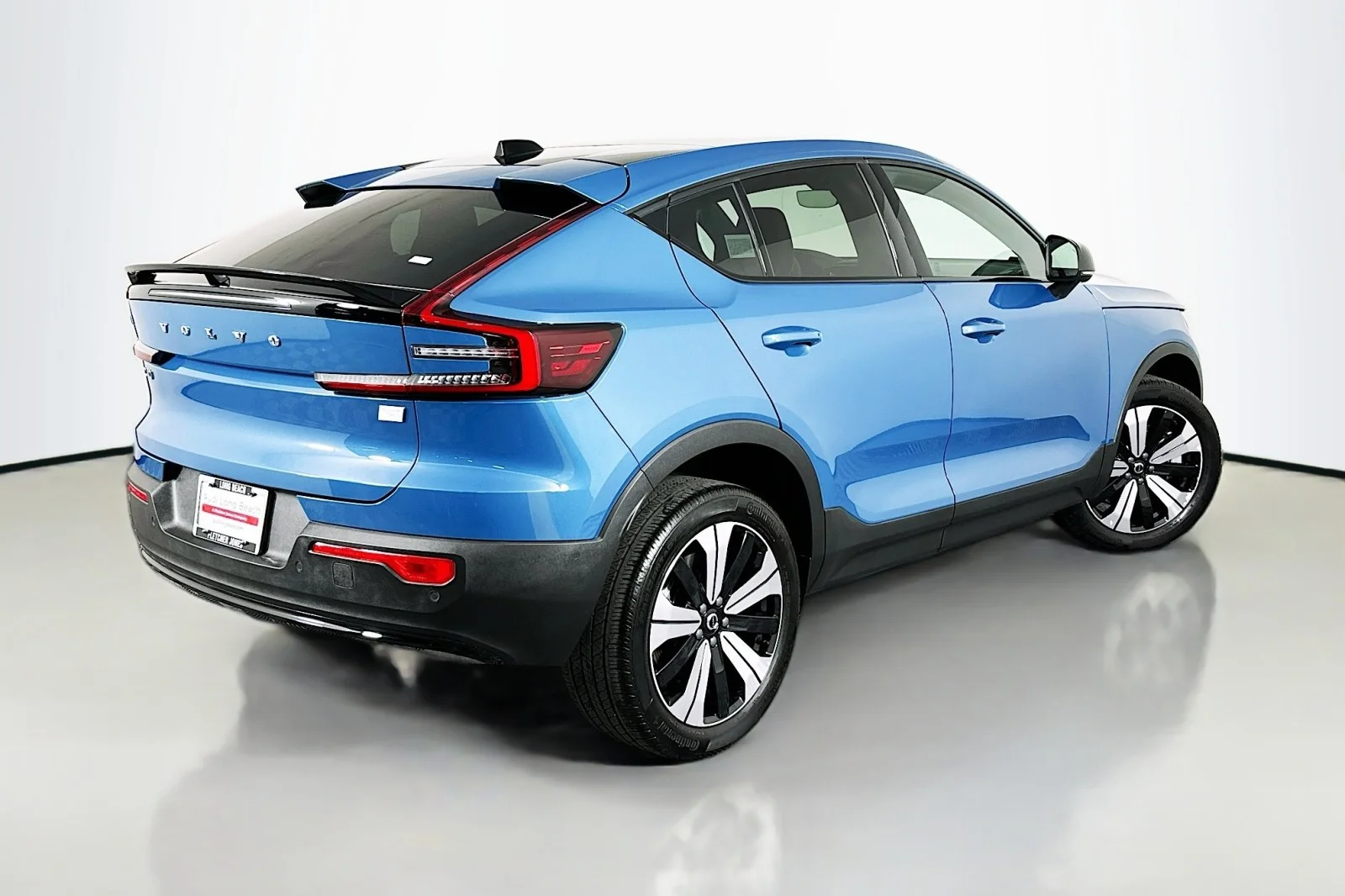 Used 2023 Fjord Blue Metallic Volvo Plus image 14