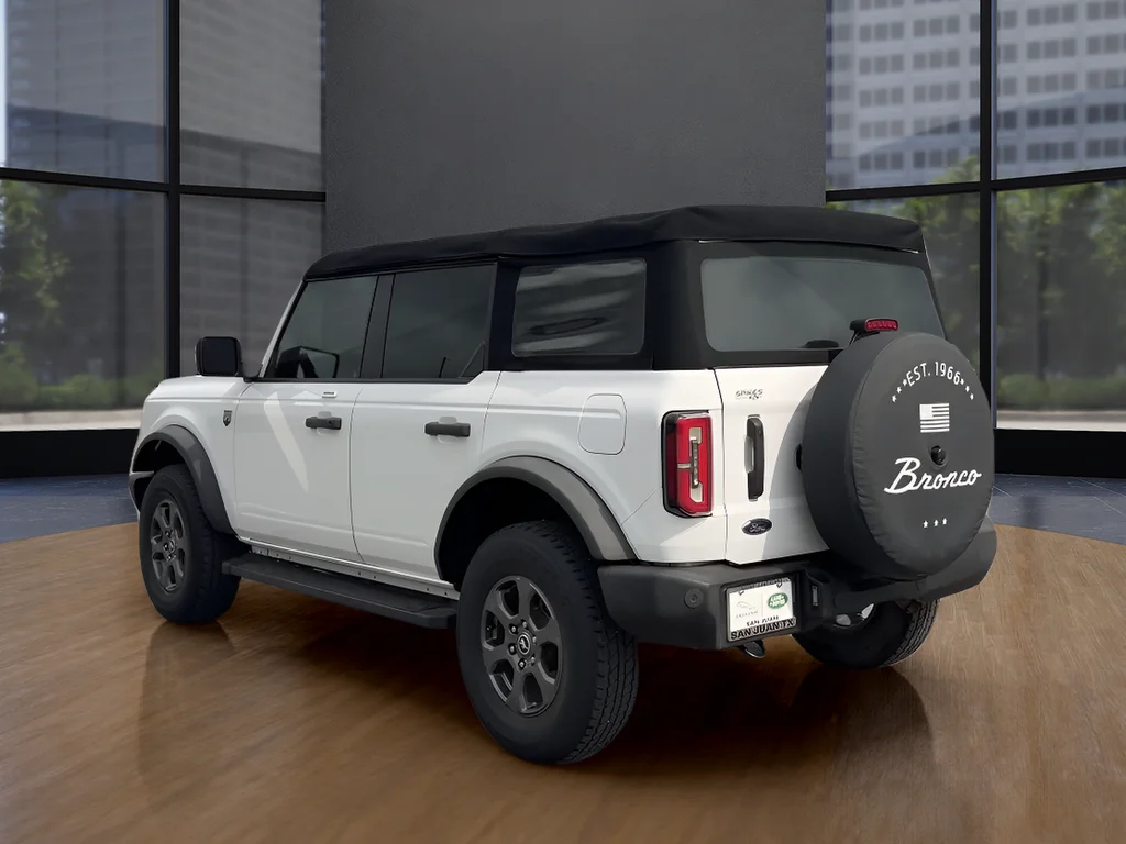 Used 2022 White Ford Big Bend image 7
