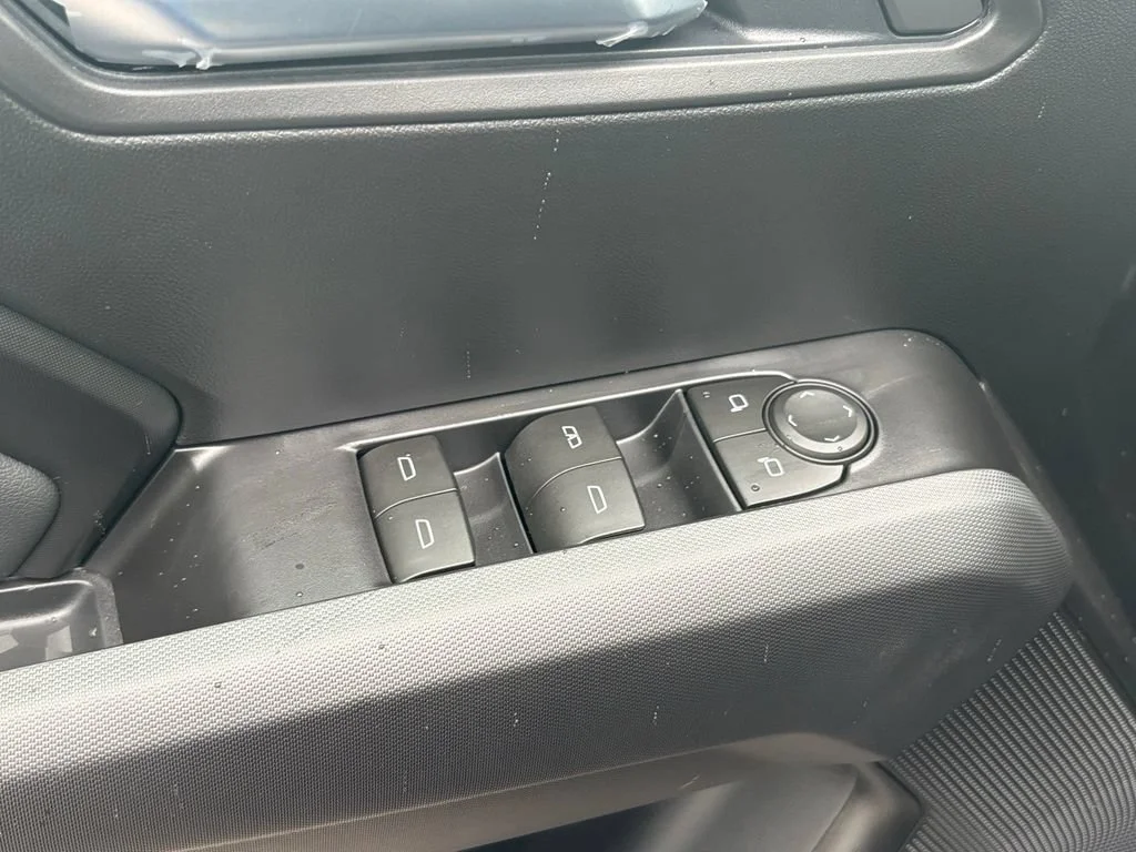 New 2026 Onyx Black GMC Elevation image 12