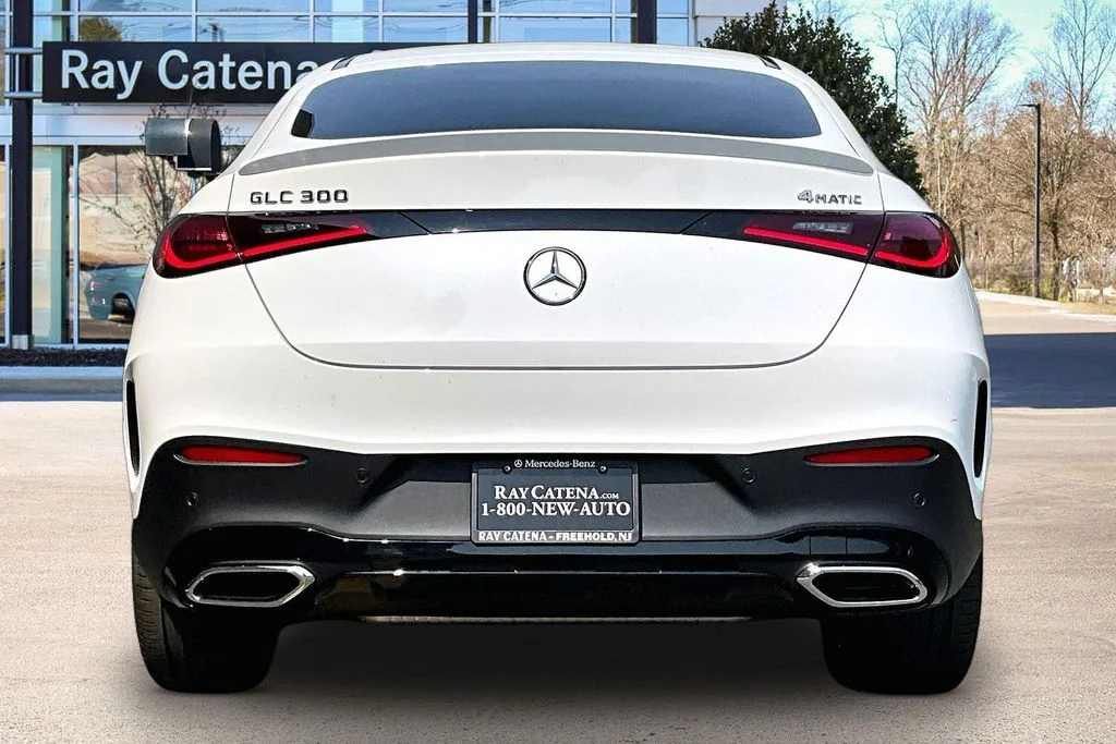 New 2026  Mercedes-Benz GLC 300 Coupe image 4