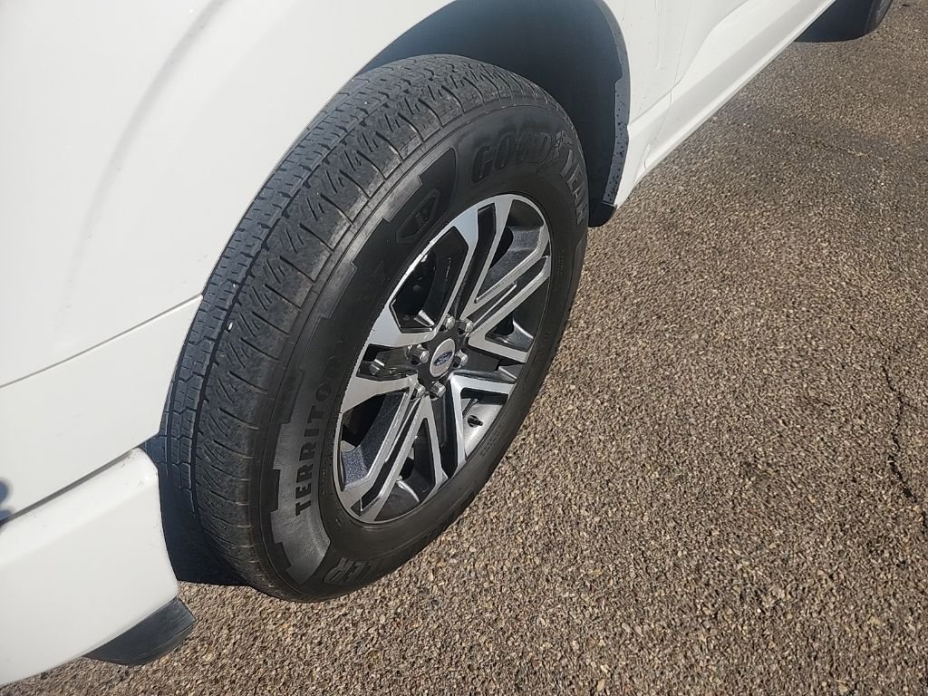 Used 2023 White Ford XL image 7