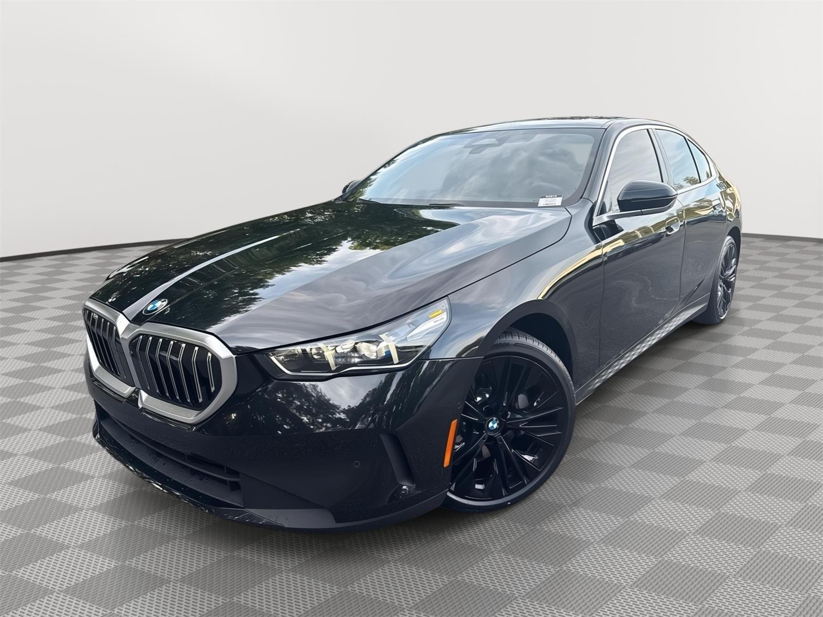 Used 2024 Black Sapphire Metallic BMW 530i image 2