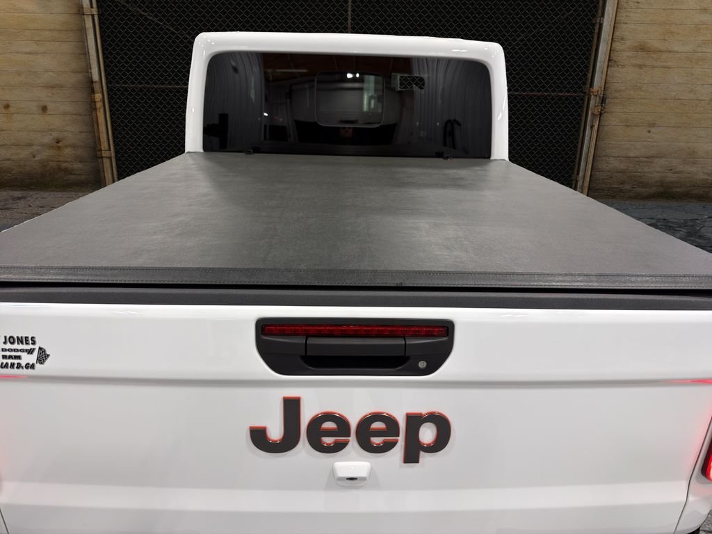 Used 2024 Bright White Clearcoat Jeep Mojave X image 8