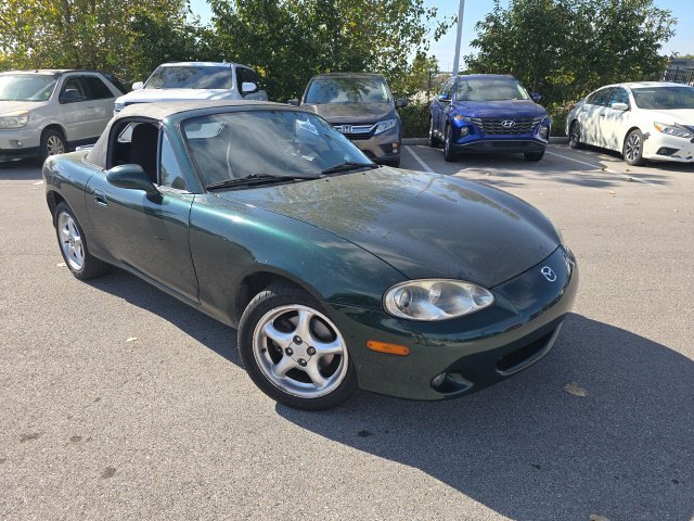 Used 2001 Green Mazda Base image 2
