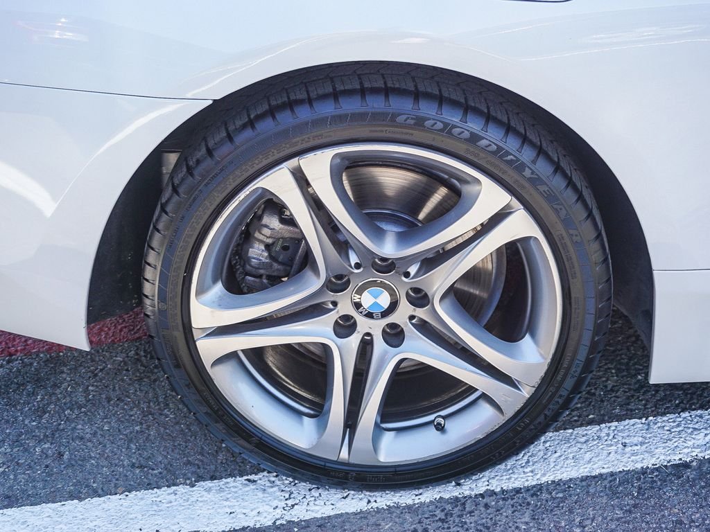 Used 2012 White BMW 650i image 8
