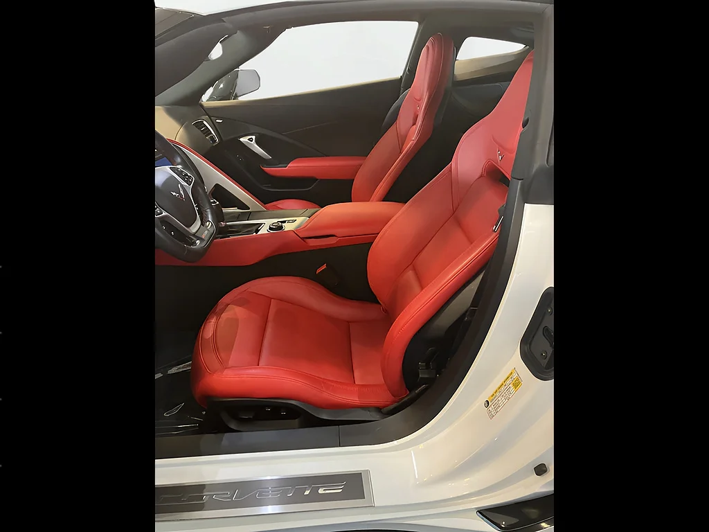 Used 2016 Arctic White Chevrolet Z06 image 6