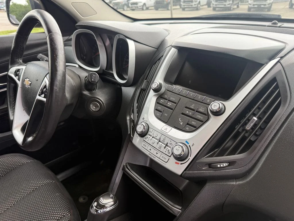 Used 2016 Black Chevrolet LT image 11