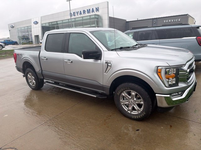 Used 2021  Ford XLT image 3