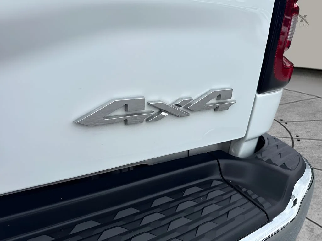 Used 2026 White Ram Big Horn image 32