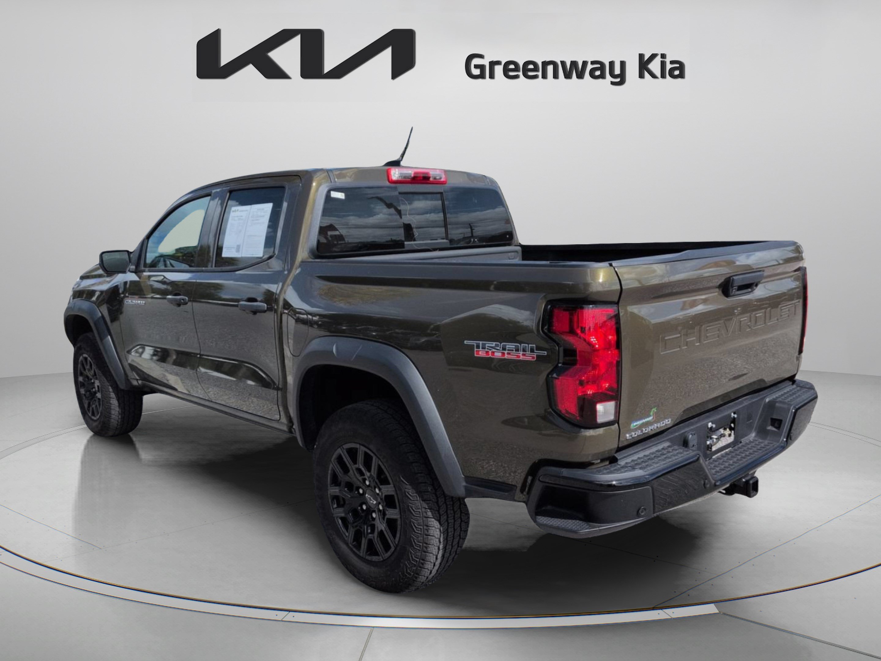 Used 2025 Harvest Bronze Metallic Chevrolet Trail Boss image 8