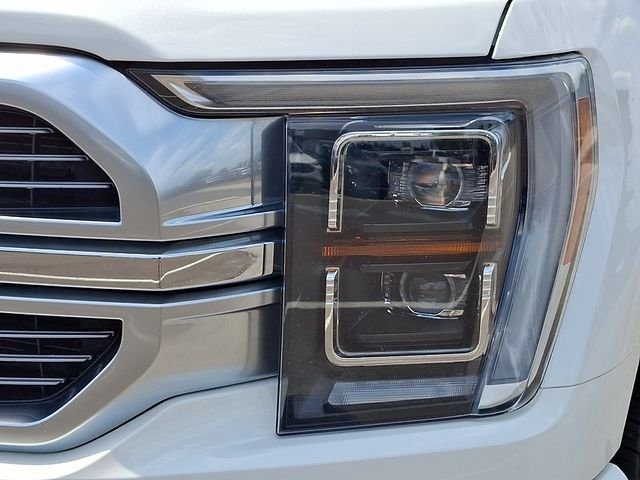 Used 2023 White Metallic Ford Limited image 9