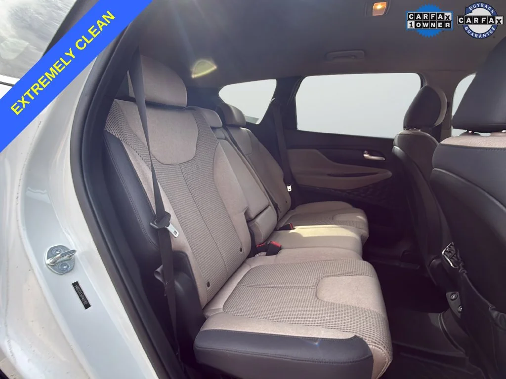 Used 2023 White Hyundai SE image 24