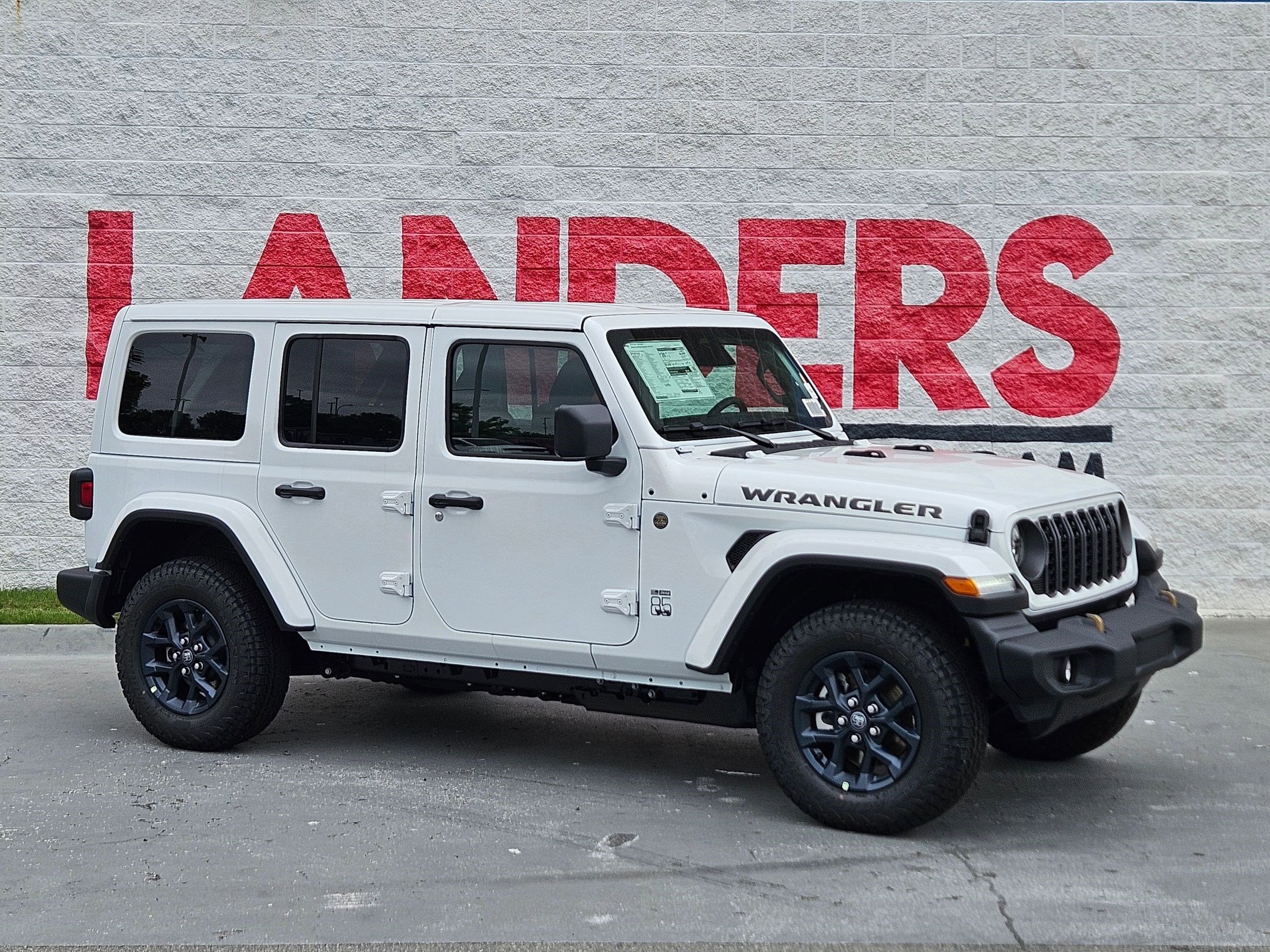2026 Jeep Wrangler 85th Anniversary Edition's photo