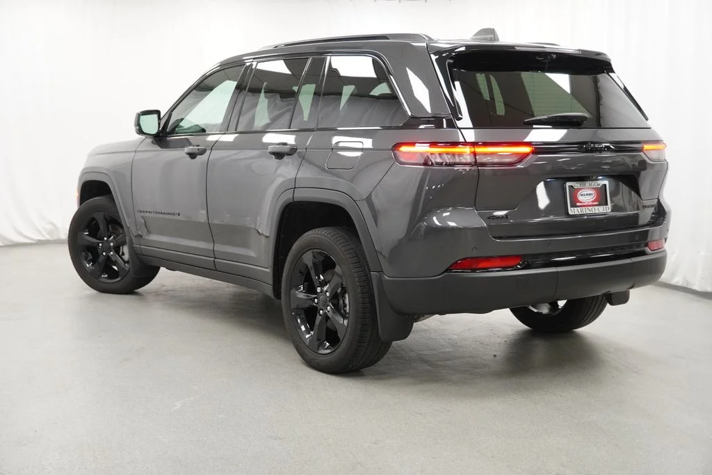 Certified Used 2024 Gray Jeep Limited image 14