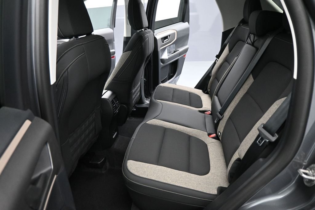 New 2026 Carbonized Gray Metallic Ford Big Bend image 16