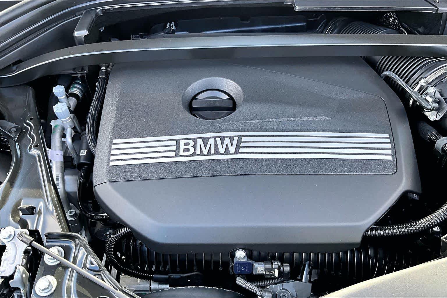 New 2026 Black Sapphire Metallic BMW xDrive28i image 17