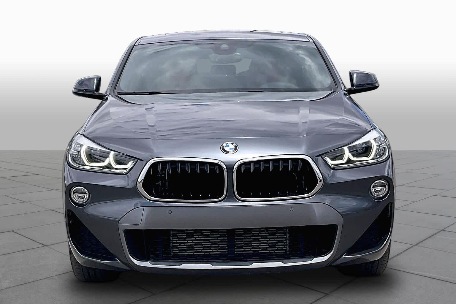 Used 2018 Mineral Gray Metallic BMW xDrive28i image 4