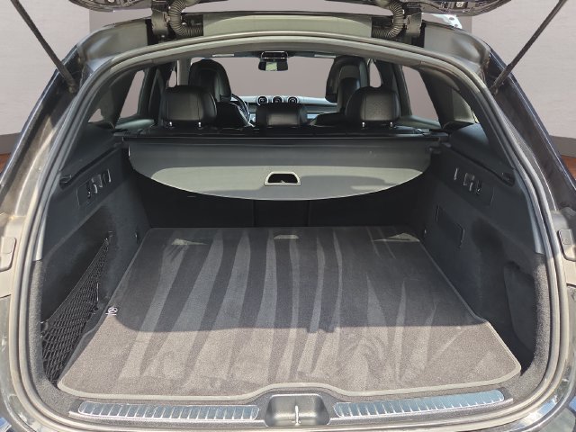 Used 2024 Black Mercedes-Benz GLC 300 image 31
