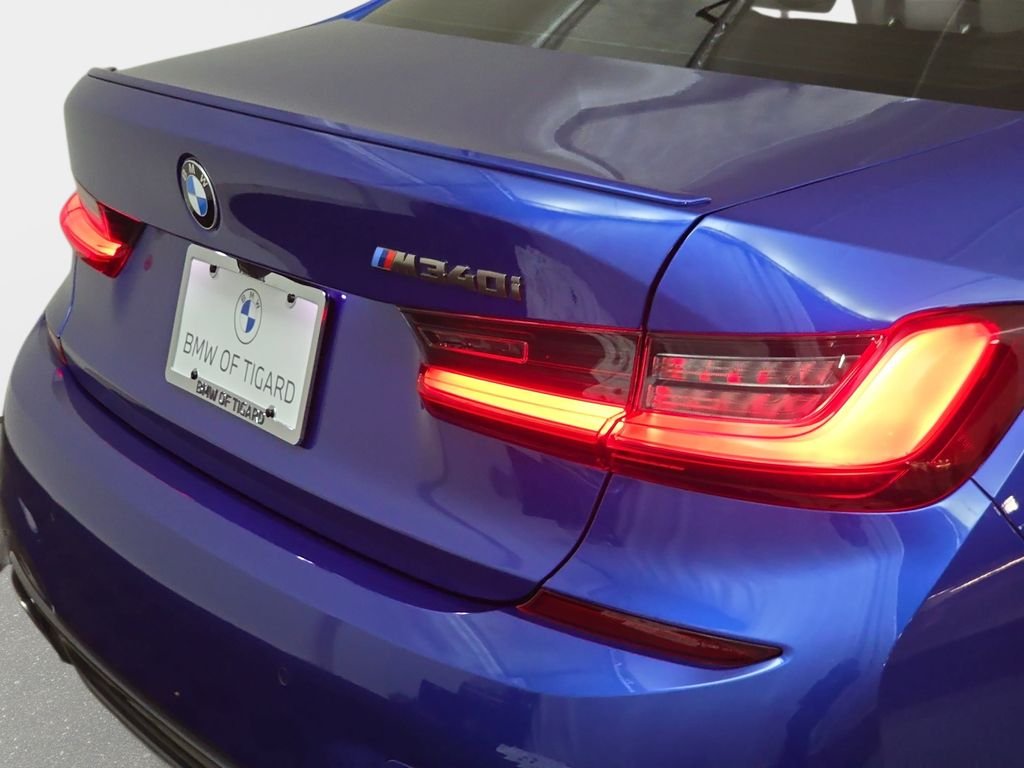 Used 2022 Portimao Blue Metallic BMW M340i image 35