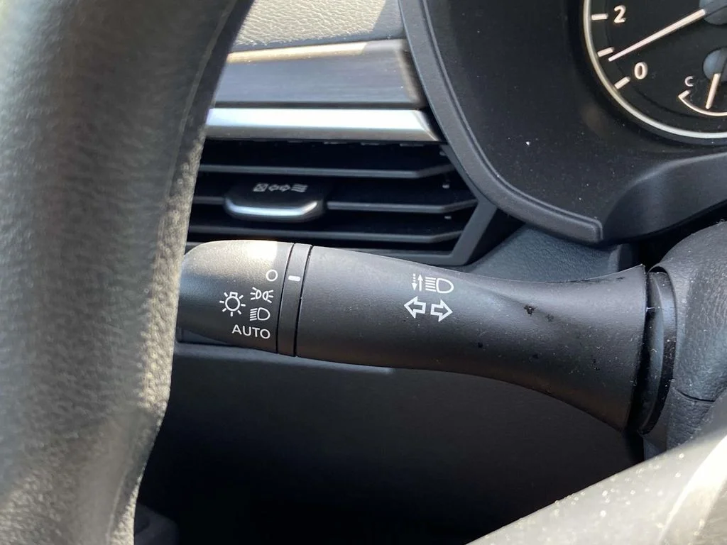 Certified Used 2025 Gun Metallic Nissan SV image 28
