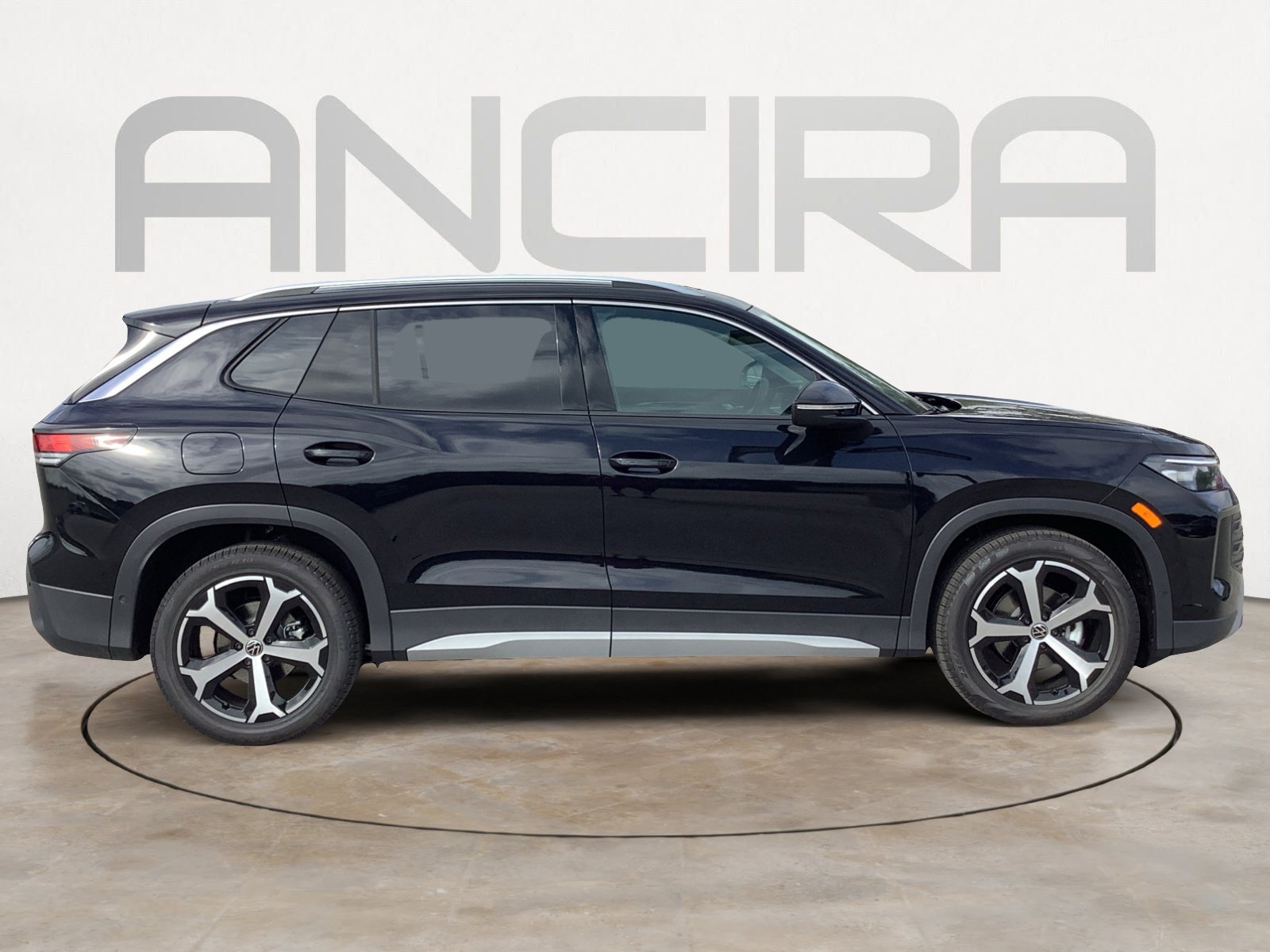 New 2026 DEEP BLACK Volkswagen SE image 9
