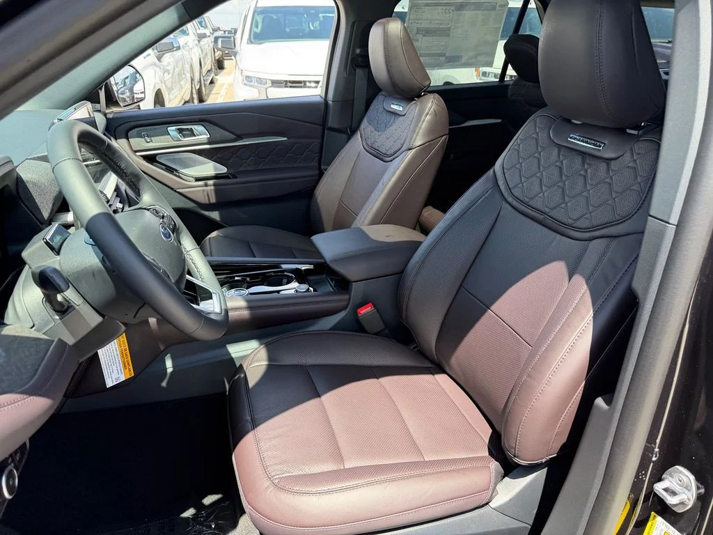 New 2026 Agate Black Metallic Ford Platinum™ image 5