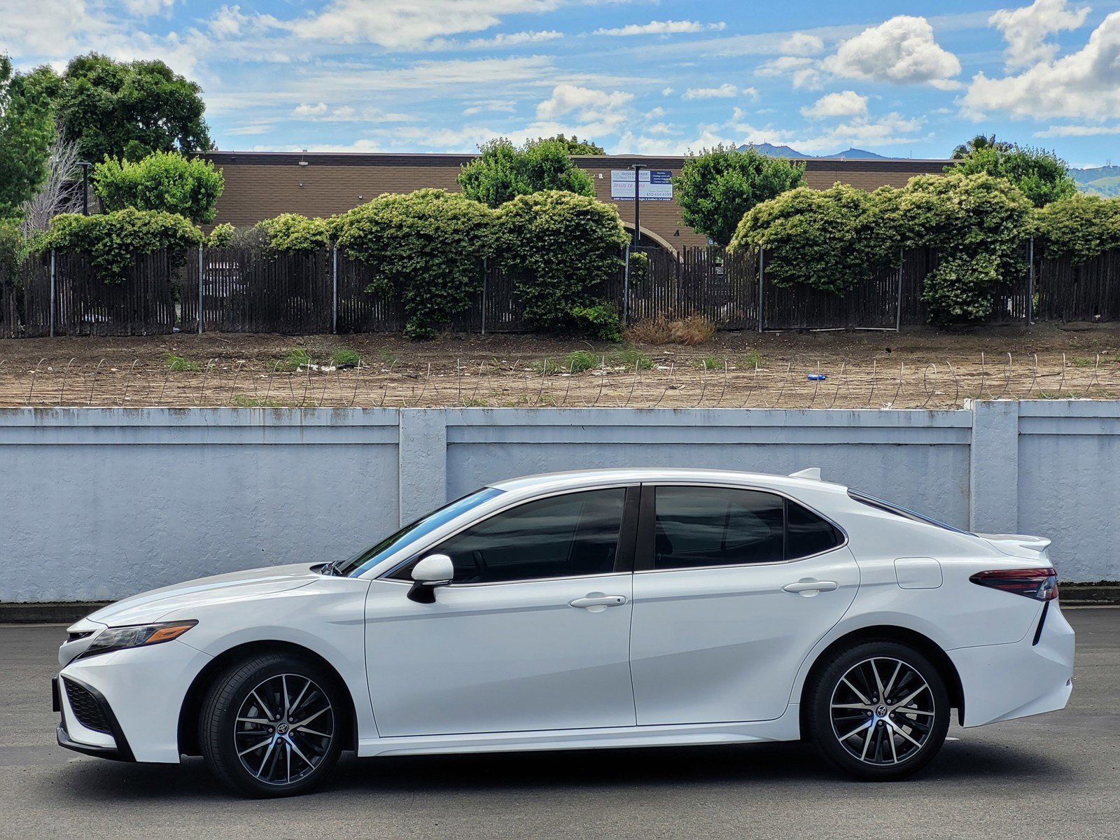 Used 2023 WHITE/BLK Toyota  image 7