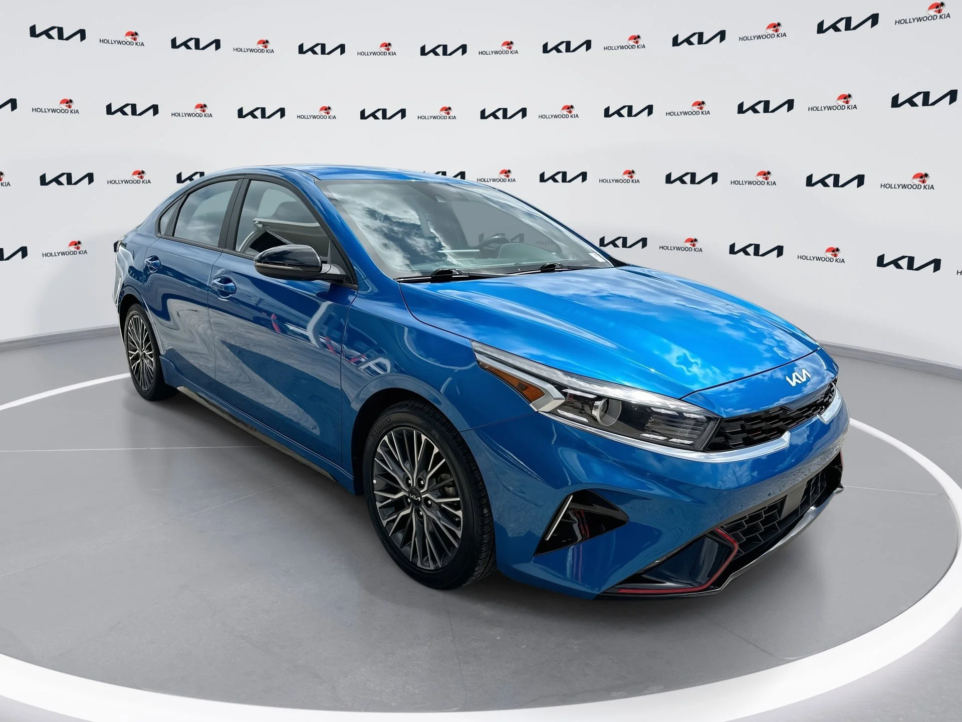 2023 Kia Forte GT-Line AT's photo