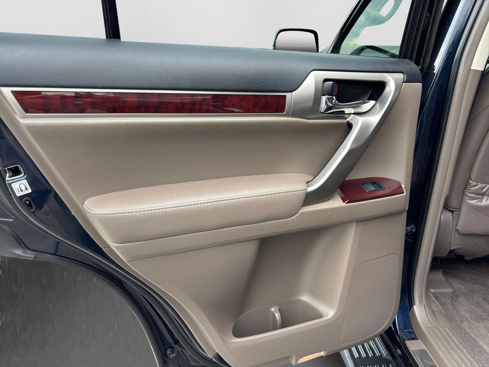 Used 2017 Nightfall Mica Lexus GX 460 image 38