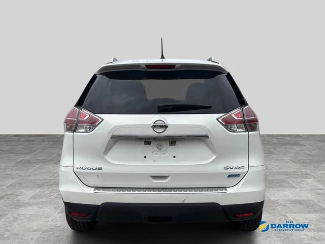 Used 2014 White Nissan SV image 4
