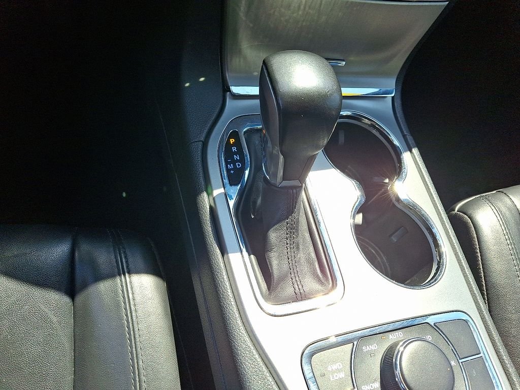 Used 2020 Black Jeep Limited image 16