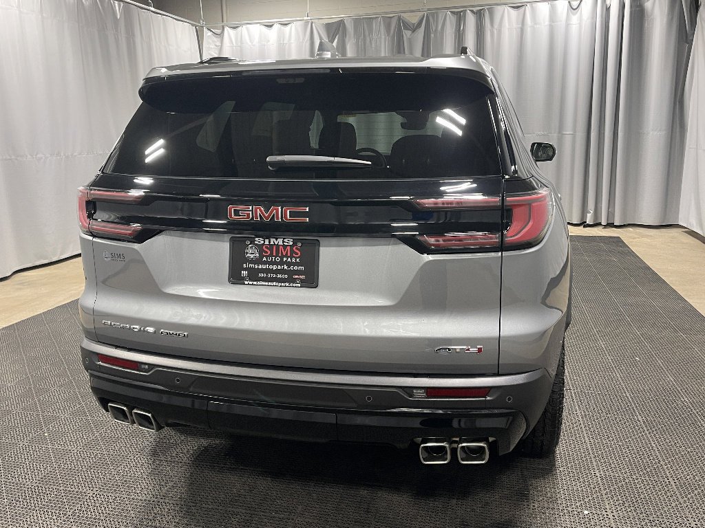 2025 GMC Acadia AT4 - Photo 8