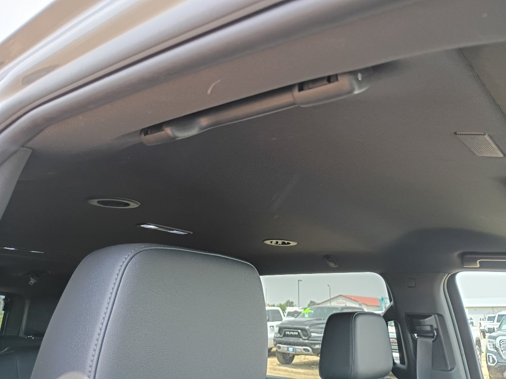 Used 2025 Gray Chevrolet Z71 image 12