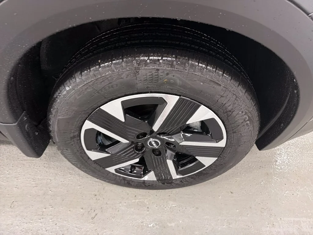 New 2027 Gun Metallic Nissan SV image 4