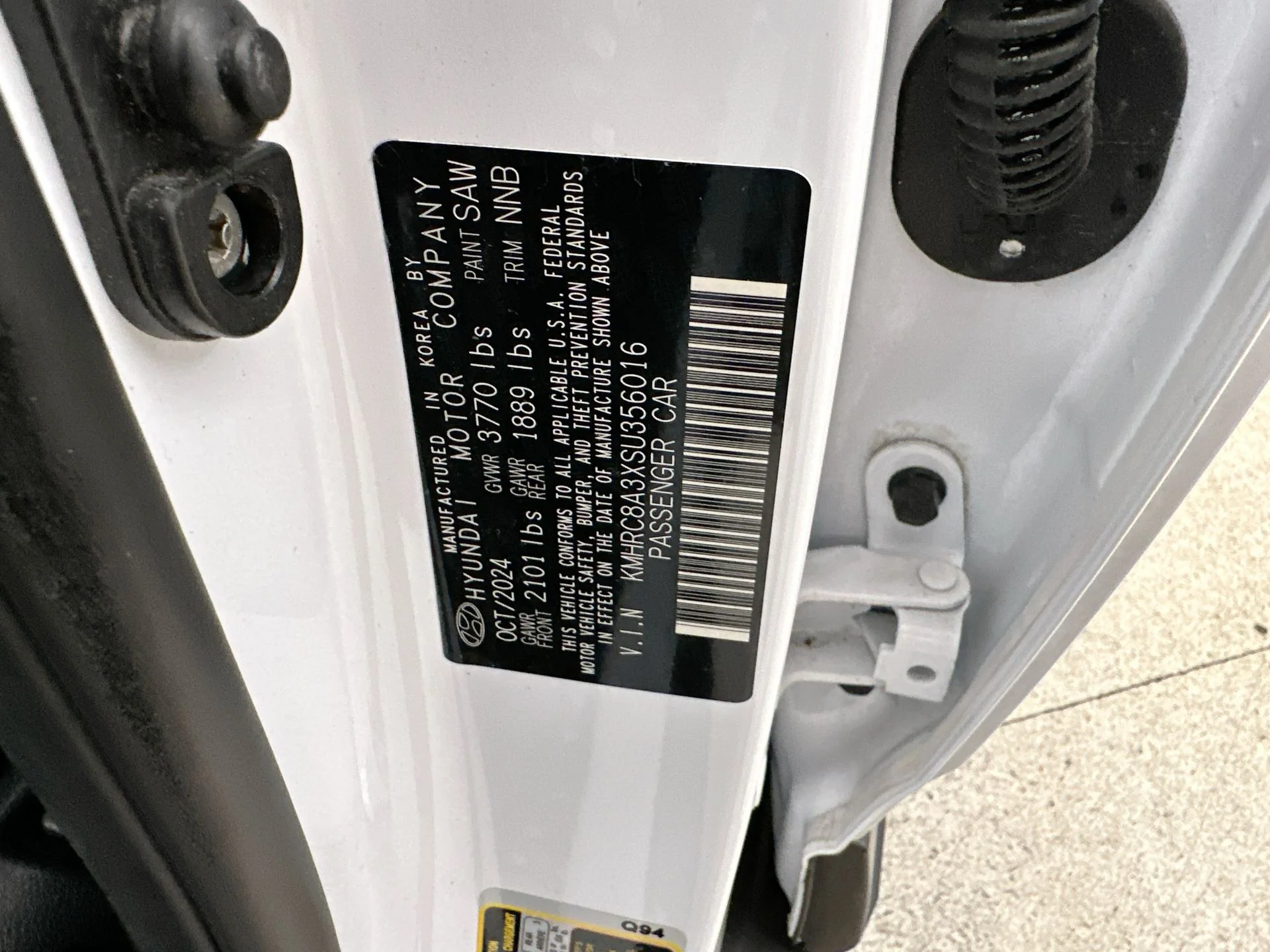 Used 2025 White Hyundai SEL image 41