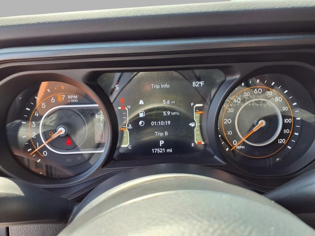 Used 2026 White Jeep Rubicon image 16