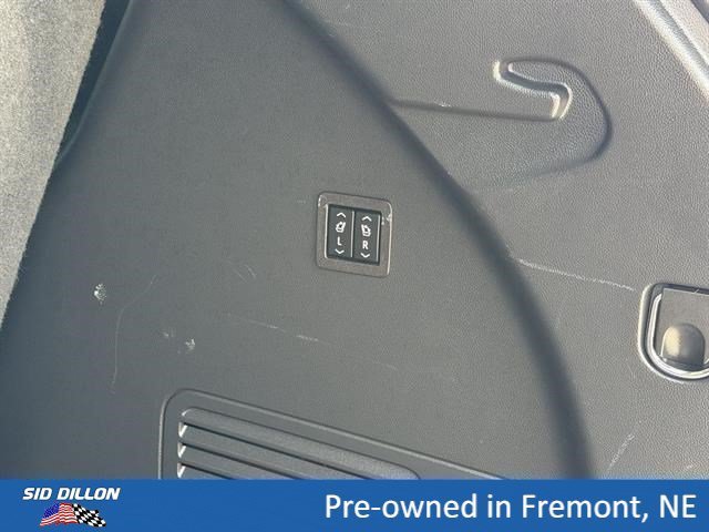 Used 2021 Satin Steel Metallic Buick Premium image 6