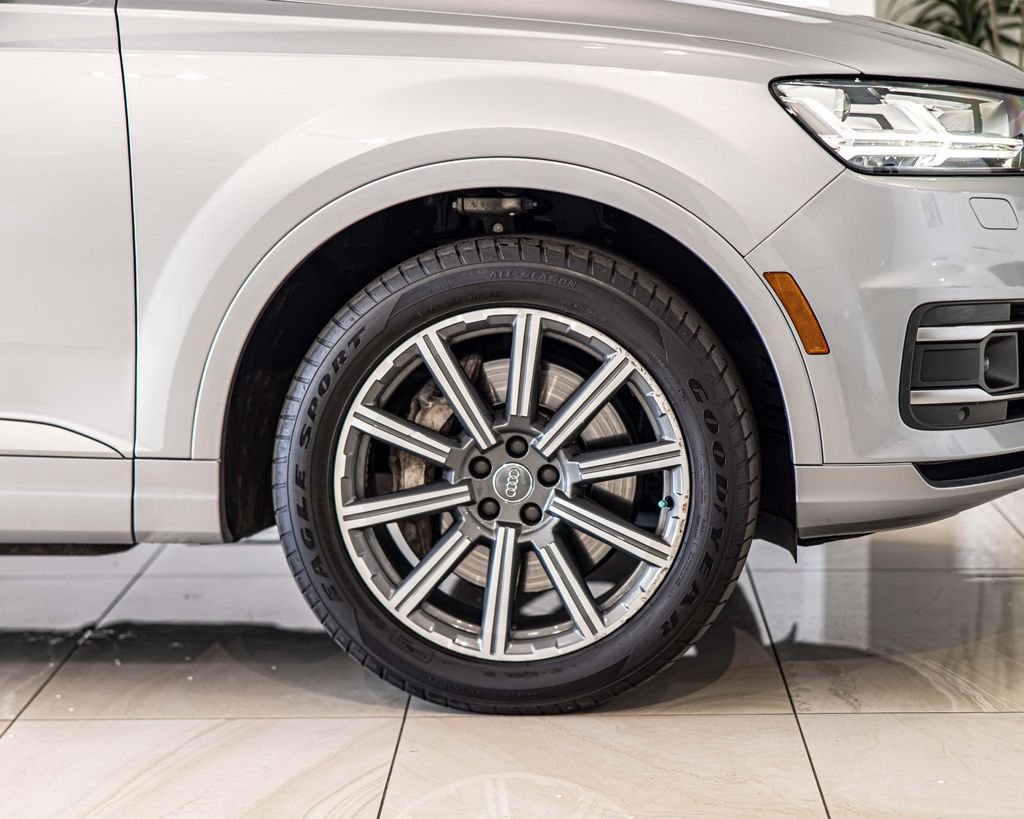 Used 2018  Audi 3.0T Prestige image 10