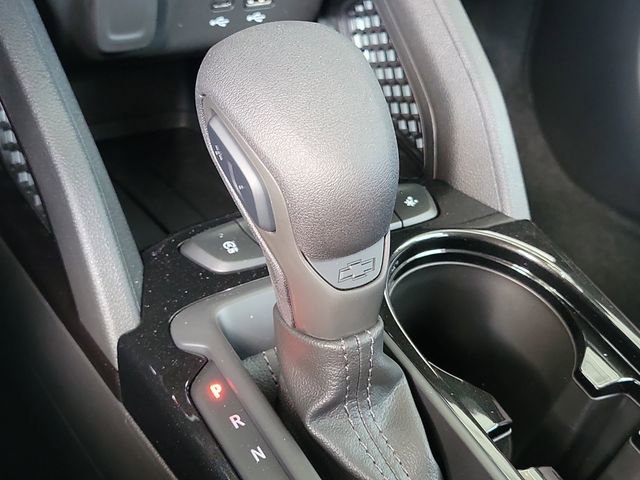 New 2026 Summit White Chevrolet LT image 15