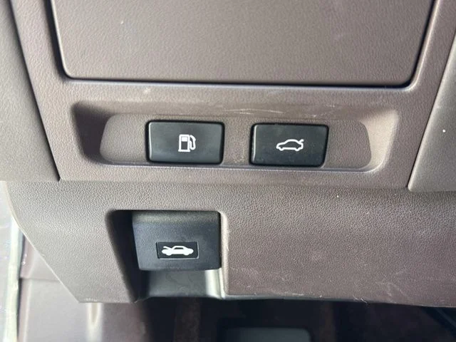 Used 2019  Lexus 500 Base image 48