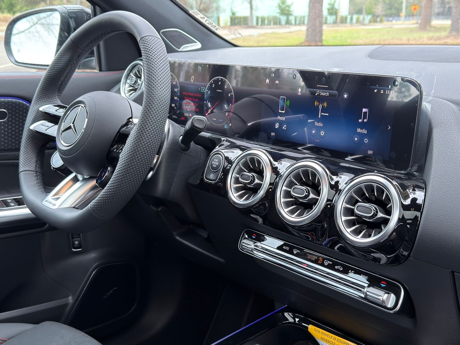 New 2026 MANUFAKTUR Alpine Gray Mercedes-Benz GLA 35 AMG® image 19